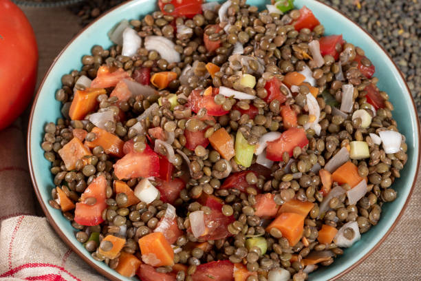 Preparación de la ensalada de lentejas