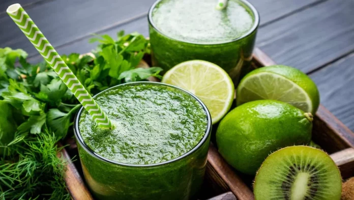 Estas son las consecuencias de tomar jugo verde todos los días