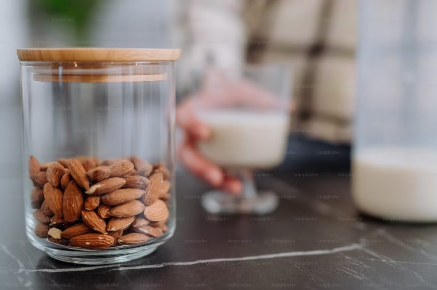 5 recetas de bebidas vegetales como ingrediente estrella: Qué enfermedades previenen 1 Moncloa Estas 5 deliciosas recetas incluyen bebidas vegetales