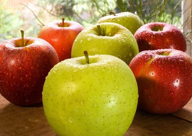 Esta es la fruta ideal para sustituir el café y obtener energía a inicio del día 1 Moncloa ¿Por qué la manzana puede sustituir al café?