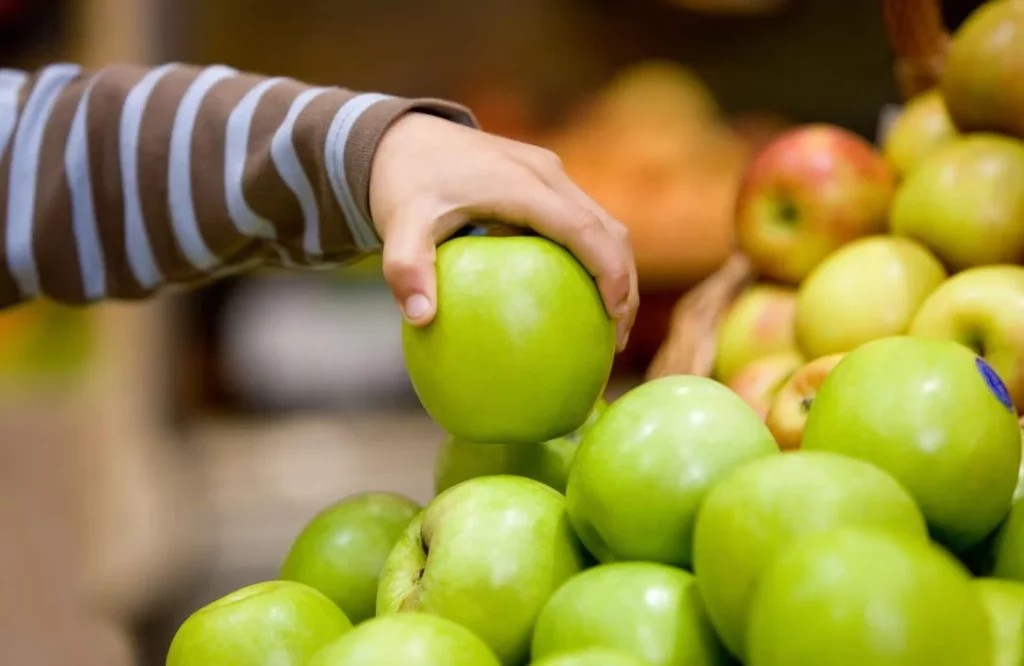 ¿Cómo comer manzana verde?