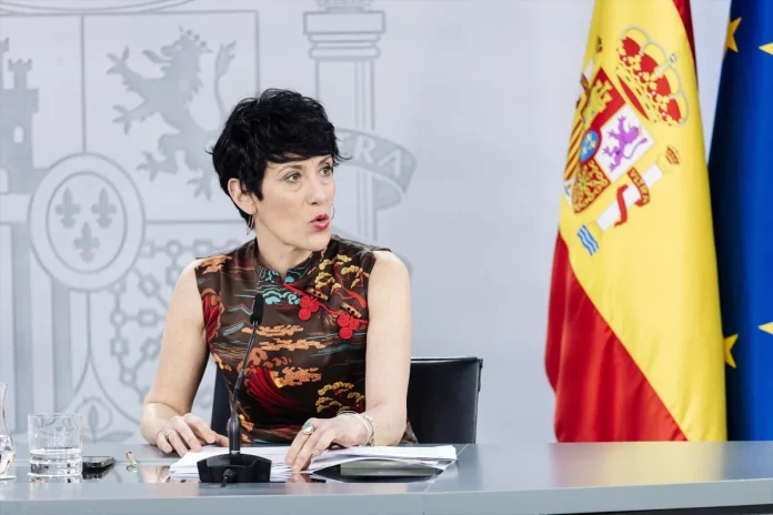 Vecinos de Madrid piden a Elma Saiz la reforma urgente del IMV.