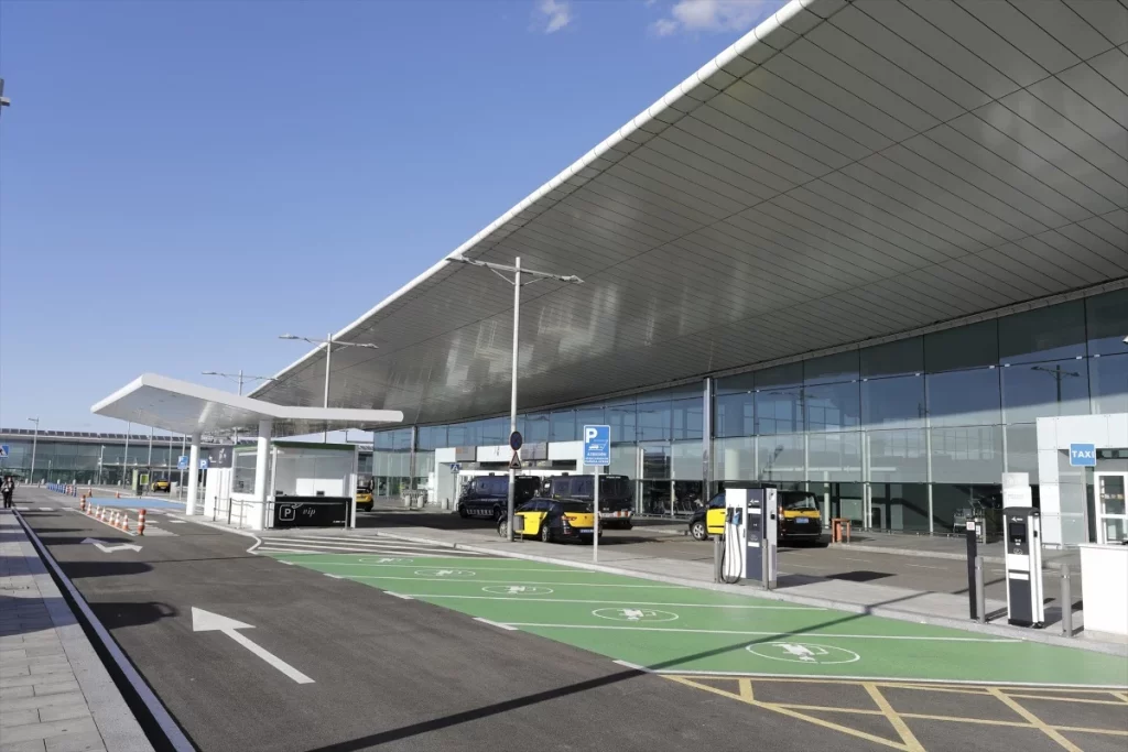 nuevas instalaciones aparcamiento vip aeropuerto barcelona el prat Moncloa