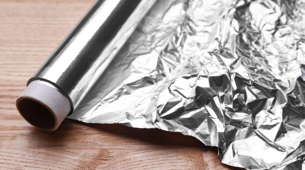 El truco sencillo y poco conocido del papel de aluminio que te cambiará la vida