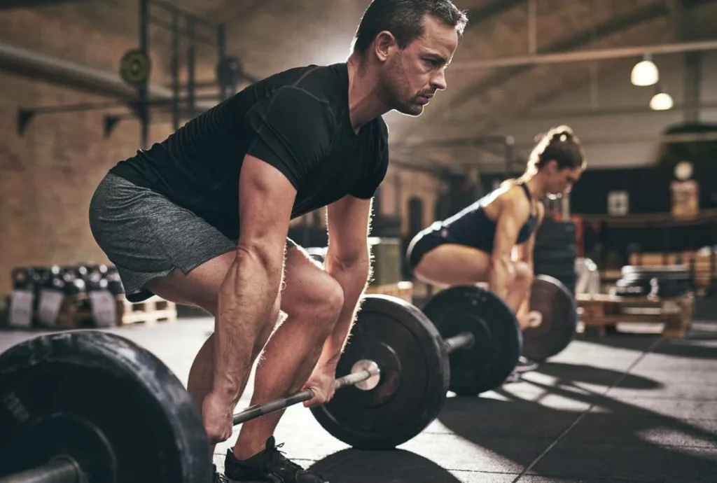 El tip infalible para seleccionar el peso correcto en tu entrenamiento 2 Moncloa ¿Cuándo es momento de incrementar la carga de tu entrenamiento?