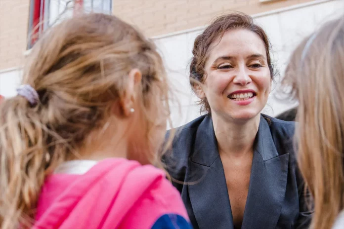 PP de Coslada lanza la campaña 'Si tu madre es como Ayuso...' para conseguir afiliados