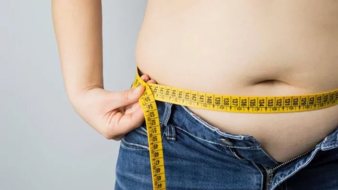 Adiós barriga cervecera: 3 ejercicios fáciles para hacer en casa y lucir un abdomen plano