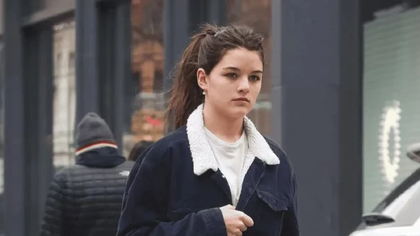 Suri Cruise cumple 18 años: los secretos de cienciología al descubierto y 10 años sin ver a su padre