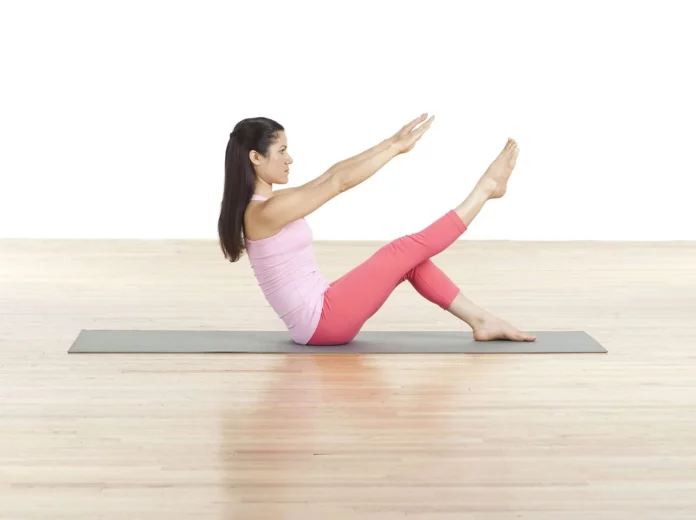 Mejora tu core con este ejercicio de Pilates desde casa