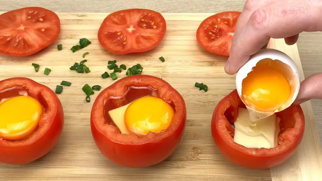 ¿Cuándo comer tomates con huevo?