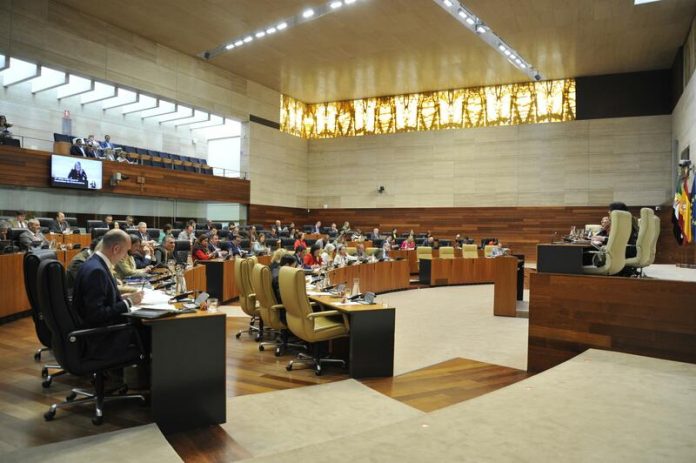El PSOE acusa a la Junta de Extremadura de 