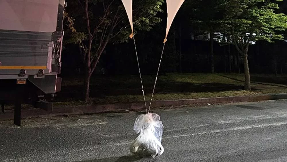 La razón detrás de los globos llenos de excremento en Corea del Sur 1 Moncloa Las consecuencias de los globos con excremento en Corea del Sur