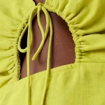 Bershka: El vestido largo cut out de lino que será la tendencia del verano 2024