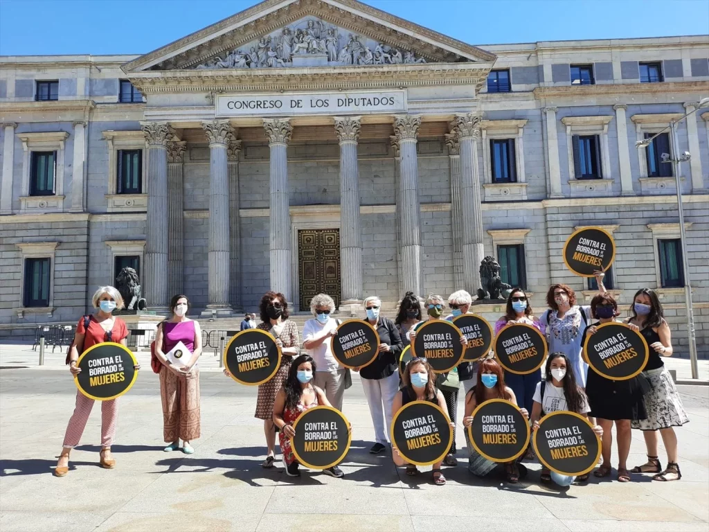 El sector de la prostitución celebra el nuevo batacazo del PSOE 1 Moncloa El sector de la prostitución celebra el nuevo batacazo del PSOE