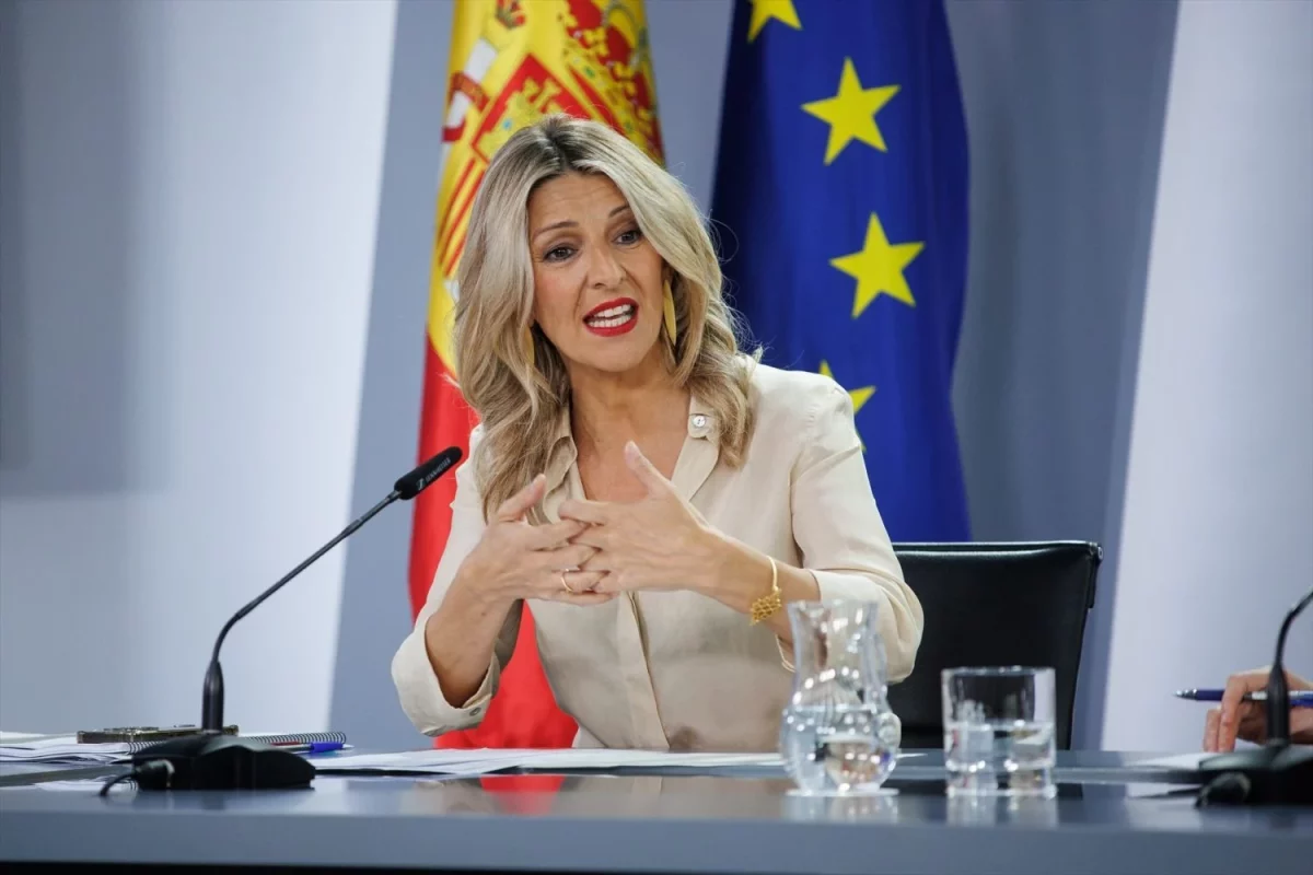 Sumar promete devolver los microcréditos con un interés del 3,5%.
