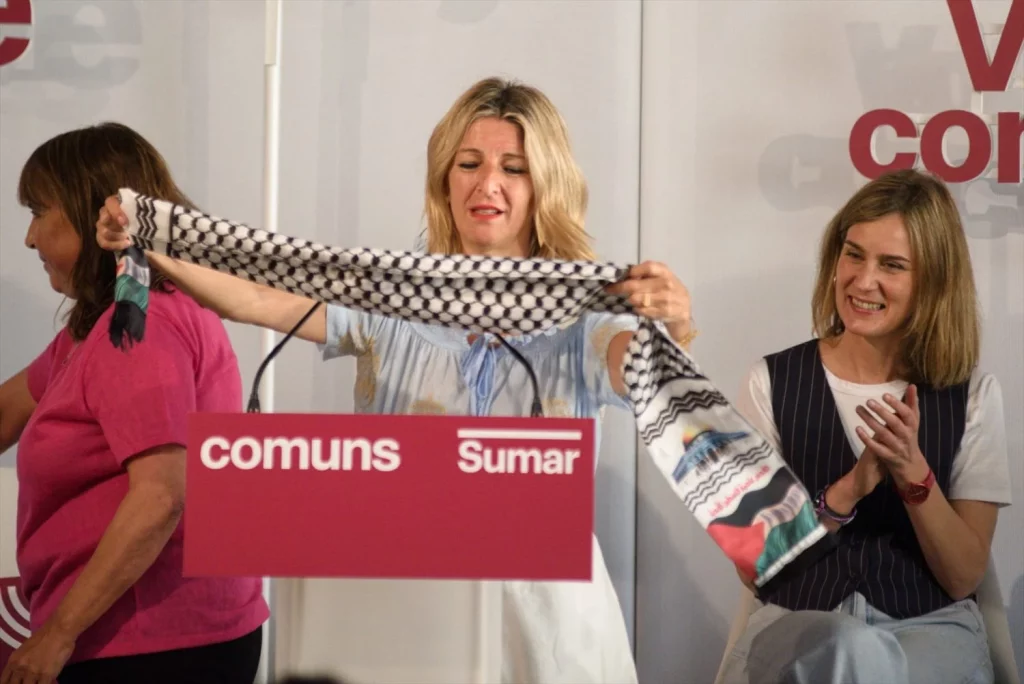 Los socios de Sumar presionan a Díaz para evitar su debacle ante el PSOE 4 Moncloa Los socios de Sumar presionan a Díaz para evitar su debacle