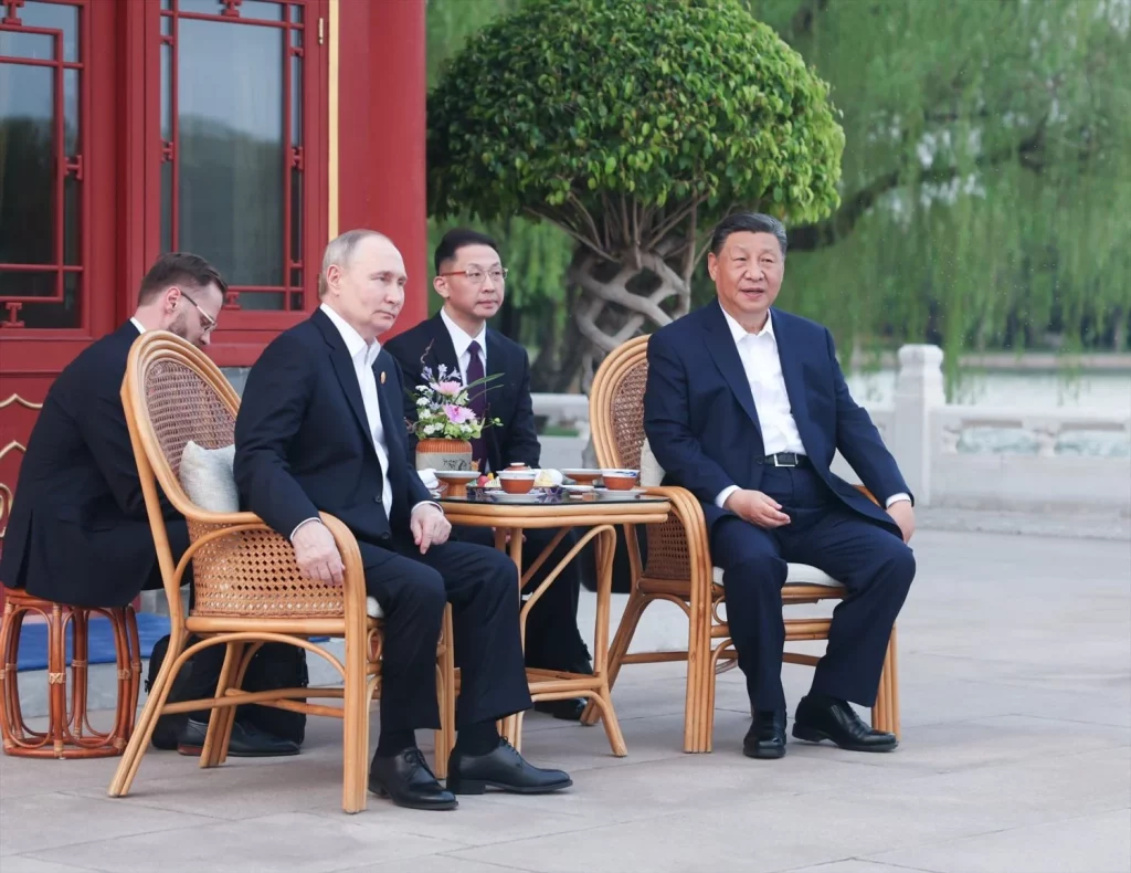 Finalizó el viaje de Putin en China: estas fueron las conclusiones que dejó 1 Moncloa EuropaPress 5965727 beijing may 16 2024 chinese president xi jinping holds restrictive Moncloa