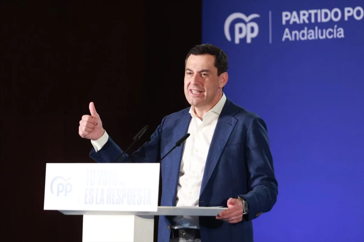Juanma Moreno fortalece la ley de incompatibilidades para evitar el exceso de ‘favores’
