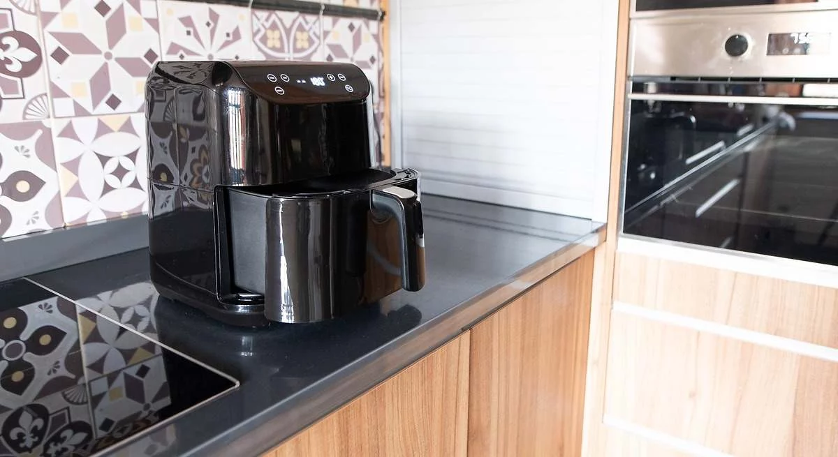 Freidora de aire vs Vitrocerámica: cuál consume más energía en tu cocina