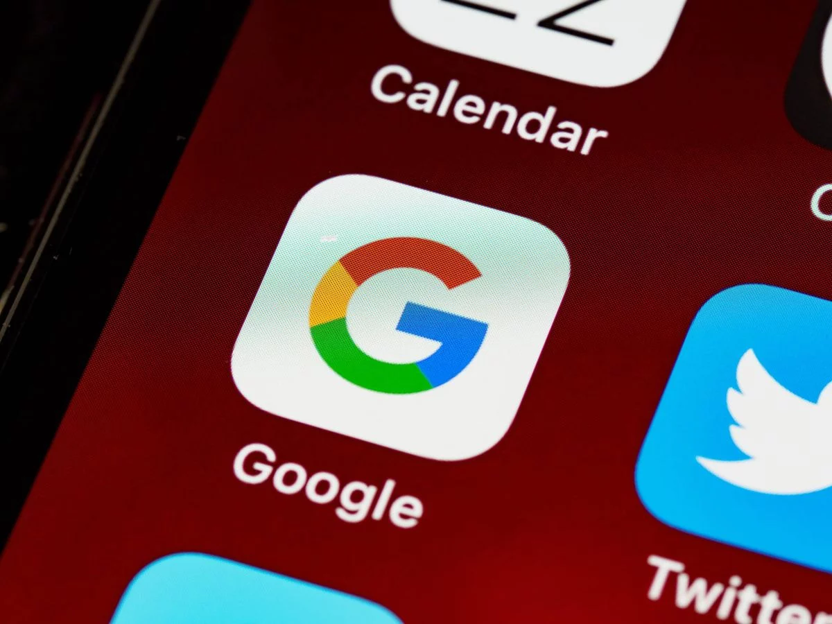 Google y la función clave que incorporó en sus mensajes para potenciar tu empresa