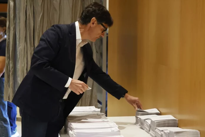 Illa votando