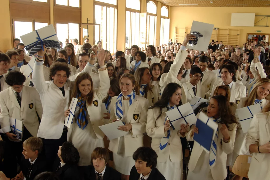 Así es la escuela de "los Reyes" donde los alumnos tienen su propia pista de esquí 1 Moncloa Mejor que en un hotel: las comodidades de la escuela de los reyes
