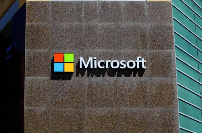 Microsoft lanza ordenadores con IA que no necesitan conexión a internet