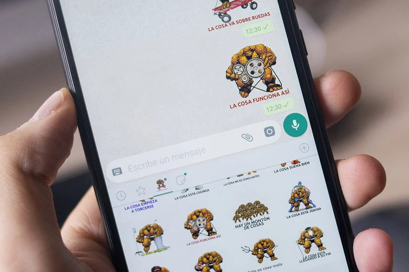 ¿Cómo crear stickers con IA en WhatsApp?