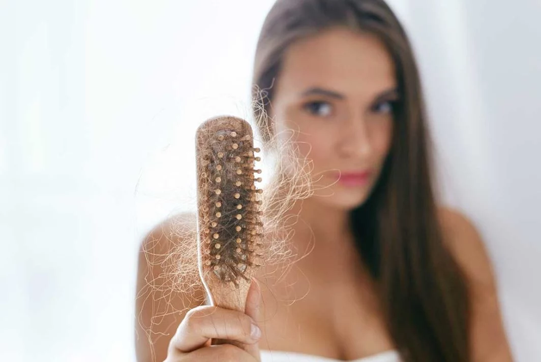 Acaba con la caída del cabello con esta bebida milagrosa