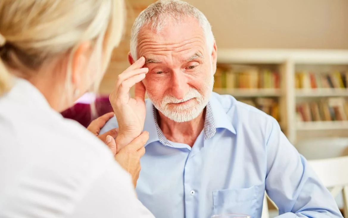 3 acciones que necesitas para cuidar a tu familiar con Alzheimer