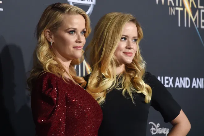 Ava Phillippe, hija de Reese Witherspoon, responde sin pelos en la lengua a las críticas sobre su físico