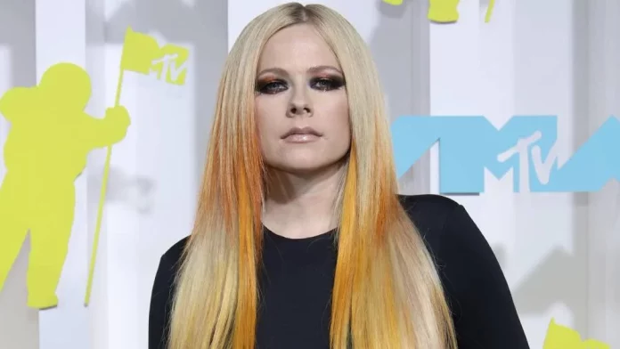 Avril Lavigne aclara el rumor más grande en torno a ella que ocultó por 20 años