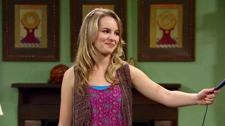 La verdad de por qué Bridgit Mendler se graduó en Leyes y abandonó la industria 1 Moncloa Evidentemente Bridgit Mendler debía abandonar la industria del cine y la televisión