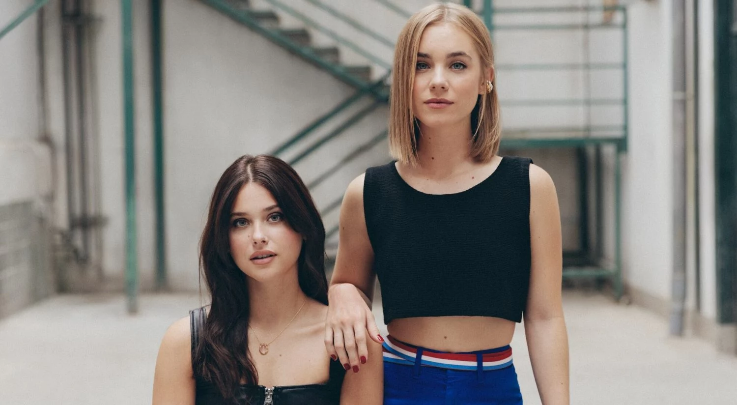 La fortuna que cosecharon con solo 22 años Clara Galle y Nicole Wallace: En carretillas