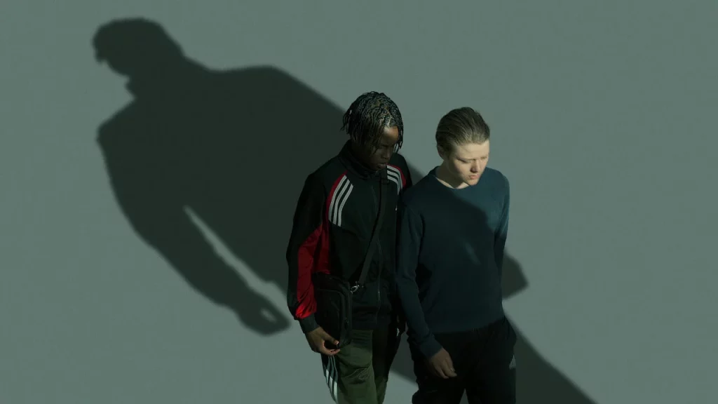 La miniserie de Netflix que te cambia la visión de la adolescencia en solo 4 horas 1 Moncloa Netflix da en la tecla con una serie corta pero que promete mucho