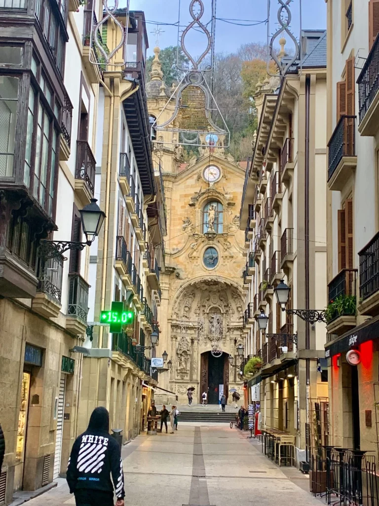 Los 5 planes gratuitos para hacer en San Sebastián en tu próxima visita de verano 1 Moncloa fullsizeoutput e9fa Moncloa
