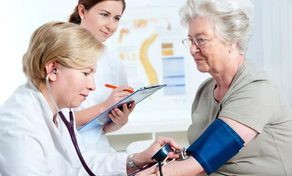 ¿Cómo se diagnóstica la hipertensión arterial?