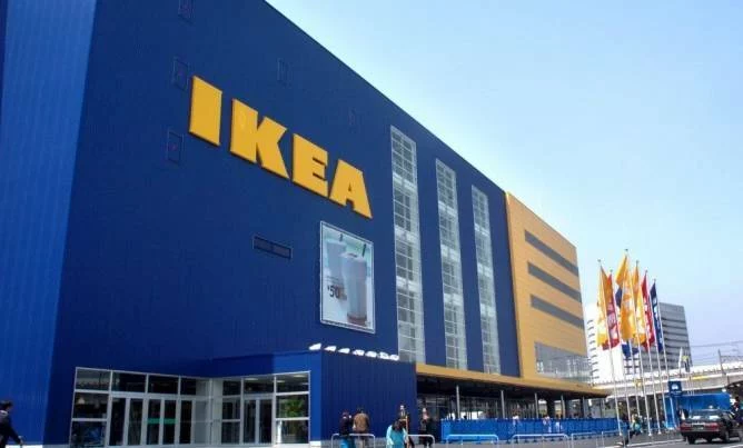 Dota a tu salón o despacho de lujo con la alfombra Vedbäk de Ikea, asequible y sofisticada 1 Moncloa ikea lampara altavoz