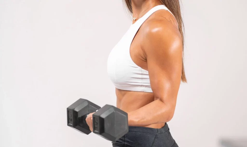 Prepara este potente batido de avena ideal para incrementar masa muscular 1 Moncloa Así puedes preparar un batido de avena para incrementar la musculatura