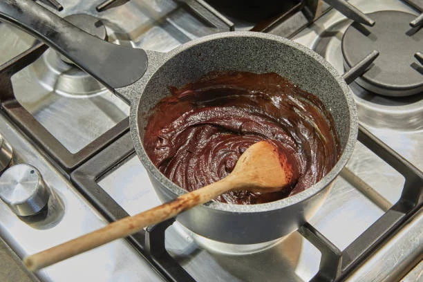 Así se prepara en minutos una torta brownie en olla 2 Moncloa Puedes crear diferentes variantes