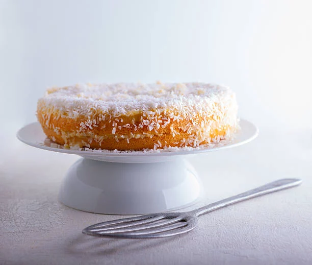 Tarta-Flan de coco: un postre sin harina ni azúcar, pero con todo el sabor 1 Moncloa Una tarta-flan de coco sencilla y rápida de hacer