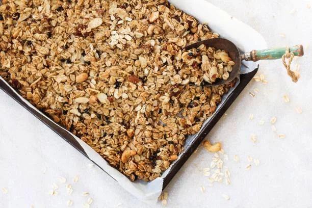 Preparación fácil de granola casera