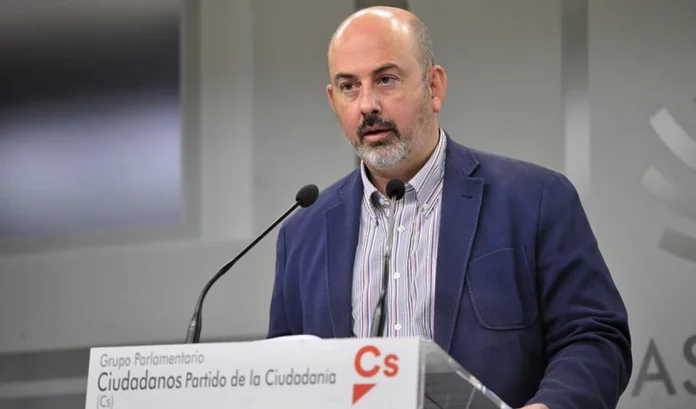 s exige transparencia: piden que el secretario de la Creex explique el manejo del dinero público