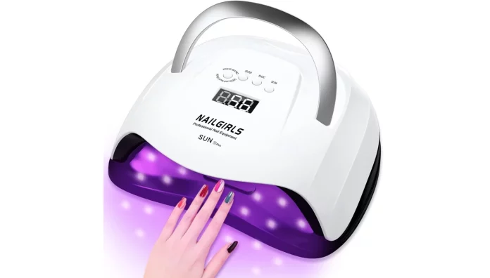 Lámparas LED y esmaltes de Amazon con los que ahorrarás en manicura este verano