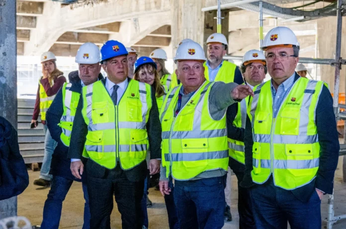 Joan Laporta, presidente del FC Barcelona, de visita en las obras del Espai Barça