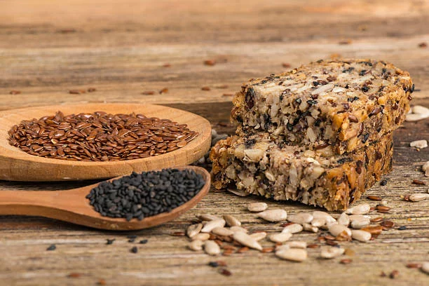 Receta viral de pan de linaza: omega-3, fósforo y magnesio a tu organismo 1 Moncloa Así se prepara el pan de linaza