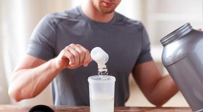 La manera correcta de tomar tu proteína para incrementar masa muscular