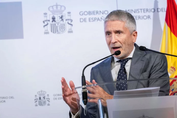 Marlaska ha dado plantón a la Guardia Civil.