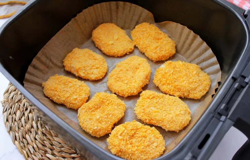 Así puedes preparar unos deliciosos nuggets en tu freidora de aire