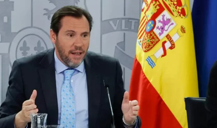 Óscar Puente reniega del caos ferroviario en verano y culpa a Talgo